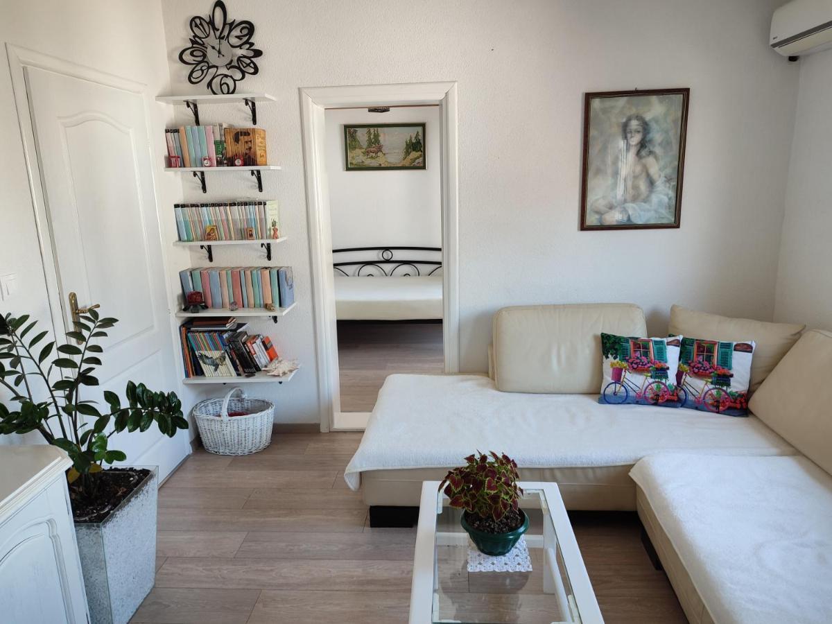 Viktorija Apartman *